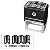 Tampon Auto-encreur Ex Libris ZigZag Lettres Texte Bibliothèque Nom du (En situation)