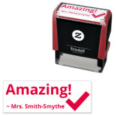 Tampon Auto-encreur "Extraordinaire !" + Nom personnalisé du tuteur Ti (En situation)