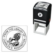 Tampon Auto-encreur Fierce Lion sur Cliff Ledge Nom du livre (En situation)