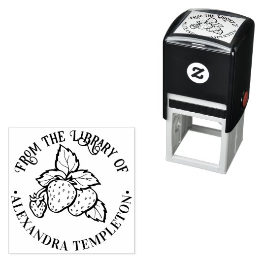 Tampon Auto-encreur Fraises mignonnes avec nom de bibliothèque (En situation)