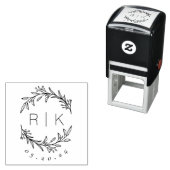 Tampon Auto-encreur Initiales botaniques modernes élégants Monogramme (En situation)