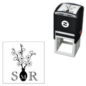 Tampon Auto-encreur Initiales du monogramme Sakura Cherry Blossom Vase (En situation)