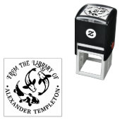 Tampon Auto-encreur Koi Carp Fish Library Nom du livre (En situation)