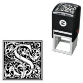 Tampon Auto-encreur Lettre S Art nouveau Carrelage noir et blanc (En situation)