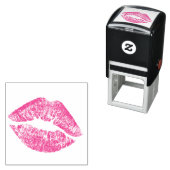 Tampon Auto-encreur lèvres xoxo (En situation)