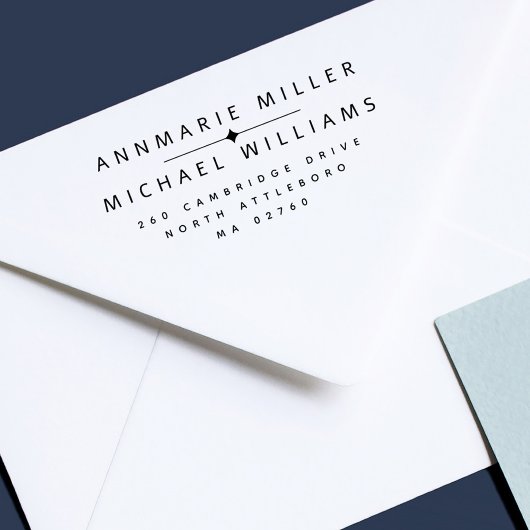 Tampon Auto-encreur Modern Couple Two Surnames Adresse de retour