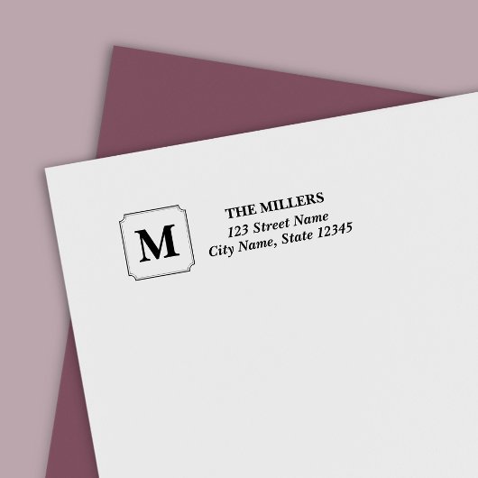 Tampon Auto-encreur Monogram Modern Classic Nom de famille Adresse