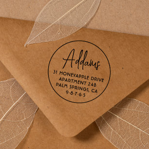 Tampon Auto-encreur Nom de famille minimaliste Adresse de retour arron