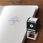 Tampon Auto-encreur Nom floral personnalisé Hébreu Nom du livre Timbre<br><div class="desc">Ce joli timbre à encastrer floral est un cadeau formidable (et pratique) pour quiconque aime lire — et veut garder trace de ses livres. Choisissez votre couleur d'encre et personnalisez-vous (en moins d'une minute) - avec le nom hébreu. Vous avez besoin d'aide ou vous voulez voir une variation sur cette...</div>