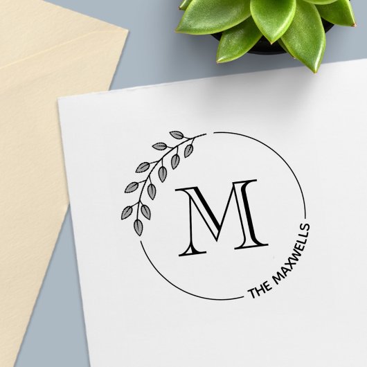 Tampon Auto-encreur Round Leaves Wreath Monogram Initial Family Name