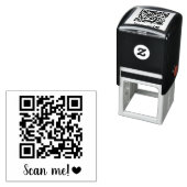 Tampon Auto-encreur Scannez-moi ! Cœur pour votre code QR (En situation)