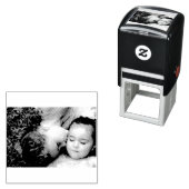 Tampon Auto-encreur Un Kiss Pour L'Auto-Inking Timbre 1,5 x 1,5" (En situation)