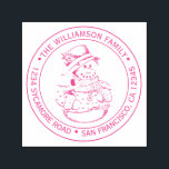 Tampon Auto-encreur Vintage Christmas Snowman Round Return Adresse<br><div class="desc">Noël famille ronde retour adresse auto-encrage timbre avec votre nom et adresse en rose stylisée typographie avec une jolie image de bonhomme de neige de Noël dessinée à la main. Ajoutez simplement votre nom et votre adresse. Conçu exclusivement pour vous par Happy Dolphin Studio. Si vous avez besoin d'aide ou...</div>