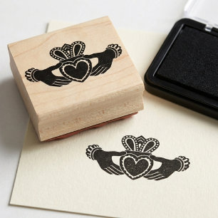 Tampon en caoutchouc Claddagh