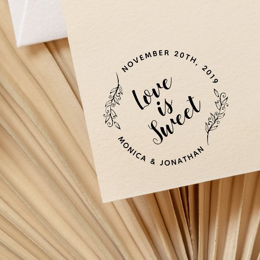Tampons Encreurs Calligraphie personnalisée L'amour est Mariage bot