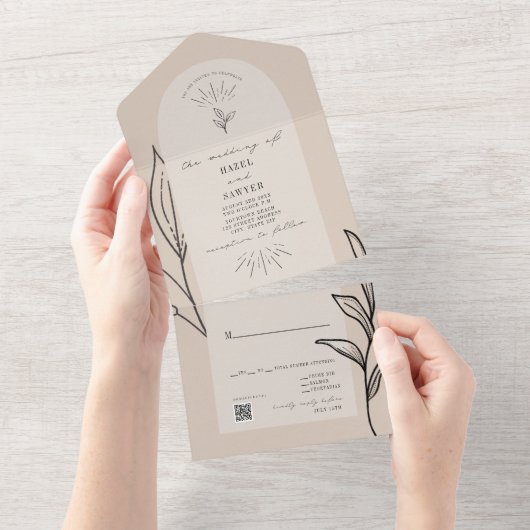 Tan Arch Wedding RSVP QR in één uitnodiging (Afscheurbaar)