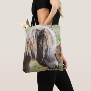 Tan gekleurde Shetland Pony, Draagtas