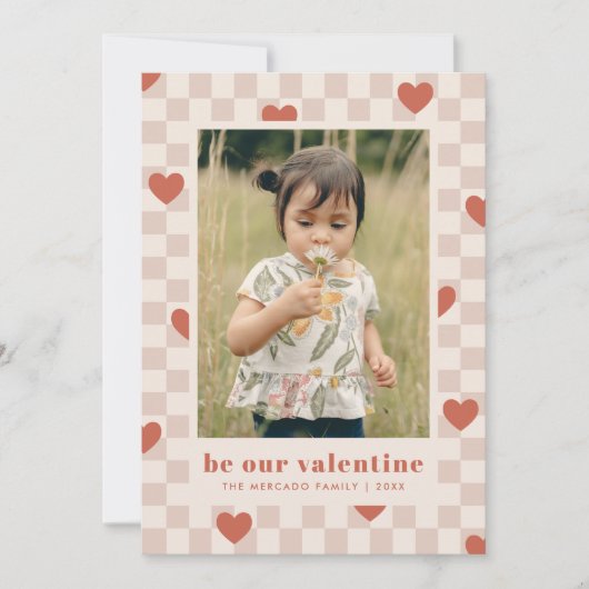 Tan Red Checkerboard Hearts Carte Saint-Valentin (Devant)