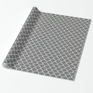 Tan sur le papier gris d'emballage cadeau de