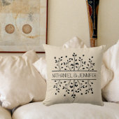 Tan & Zwart Bloemen Lijst Monogram Bruiloft Kussen