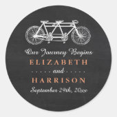 Tandem fiets op Chalkboard Weddenschap Ronde Sticker (Voorkant)