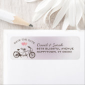 Tandemfiets Sla het datumlabel op Etiket (Insitu)