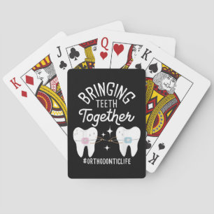 Tanden bij elkaar brengen - orthodontist pokerkaarten