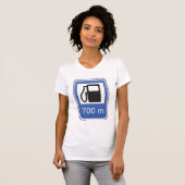 Tankstation Road Sign Vrouwen T-shirt (Voorkant volledig)