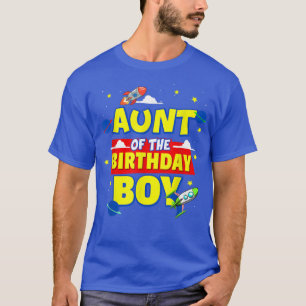 Tante van de sterrenastronautjongen buiten de ruim t-shirt