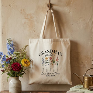 Tante's Tuin Geboortebloemen Boeket Liefde Groeit Tote Bag
