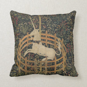  Tapestry Print Hunting Unicorn Pillow Kussen