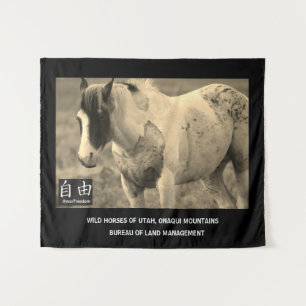 Tapestry WILD HORSES OF UTAH, ONAQUI MOUNTAINS BLM Wandkleed