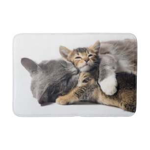 Tapis De Bain Animaux de bébés cutest   Cute Kitten Hug