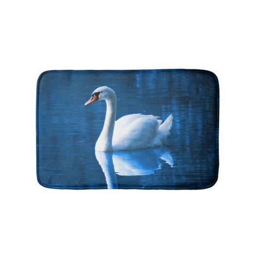 Tapis De Bain Beau cygne blanc dans l'eau (Devant)