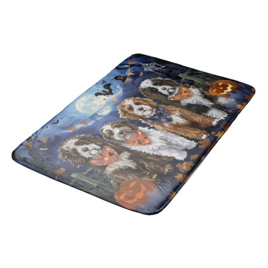Tapis De Bain Bernedoodle Halloween Éffrayant (Angle)