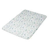Tapis De Bain Bleu Motif de feuilles traditionnelles sur blanc (Angle)