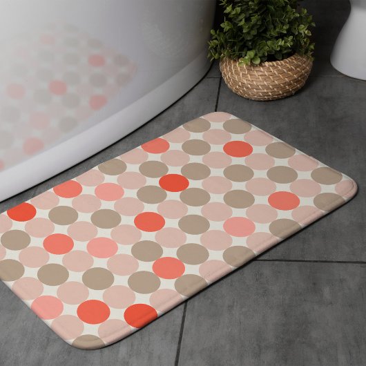 Tapis De Bain Bold Circle Pattern Bath Mat in Red Pink Mocha