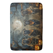 Tapis De Bain Bullmastiff Halloween Éffrayant (devant Vertical)