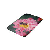 Tapis De Bain Bumble Bee On Rose Daisy Flower 2 (Angle)