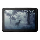 Tapis De Bain Cerf avec Antlers dans une forêt ombragée (Devant)
