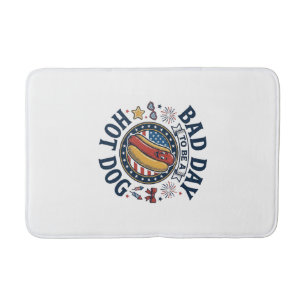Tapis De Bain Chemise drôle de fête patriotique de Hot Dog mauva