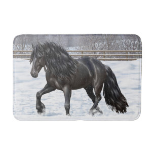 Tapis De Bain Cheval Noir Friésien En Neige