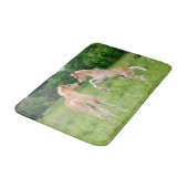 Tapis De Bain Chevaux de Haflinger, de mignons poulains élevant  (Angle)