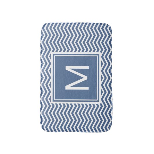 Tapis De Bain Chevrons bleu Riverside et Monogramme modernes (Devant (Vertical))
