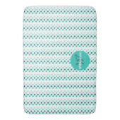 Tapis De Bain Chic Turquoise Blanc Teal Points Monogramme Nom (devant Vertical)