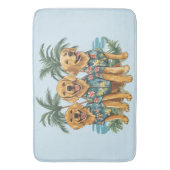 Tapis De Bain Chiens d'or retriever portant une chemise hawaïenn (devant Vertical)