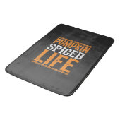 Tapis De Bain Conception de typographie Halloween Pumpkin Spiced (Angle)
