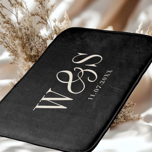 Tapis De Bain Couples de mariage initial noir élégant