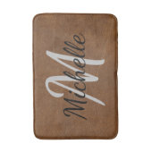 Tapis De Bain Cuir Brown moderne Typographie & Nom Monogramme (Devant (Vertical))
