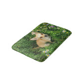 Tapis De Bain Cute Chihuahua dans la prairie (Angle)